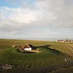 Kapitaenshaus Meerblick * Langeneß
