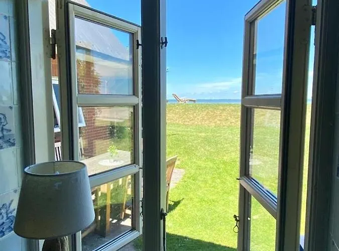 Kapitaenshaus Meerblick *